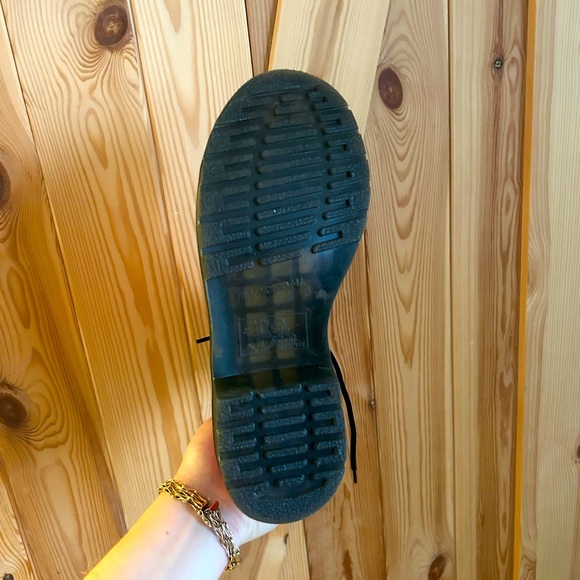 Pink Doc Martens (7) - Picture 2 of 3